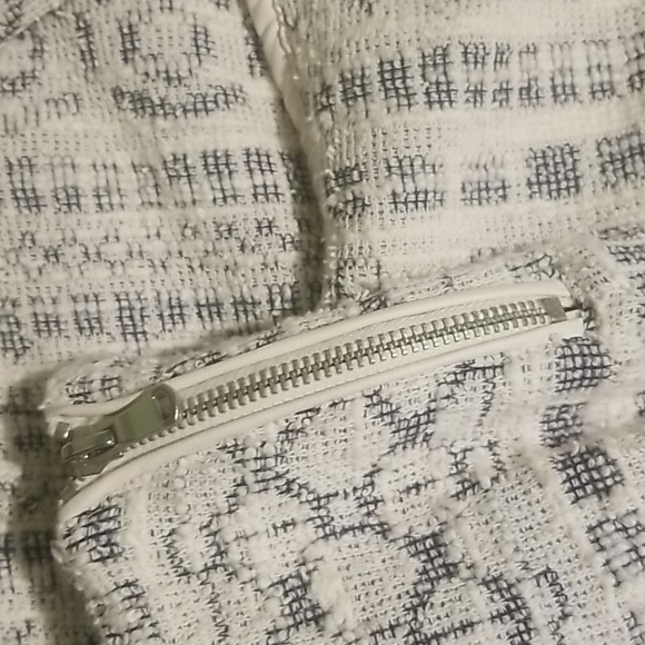 Classic professional blazer jacket for women. - Picture 2 of 3